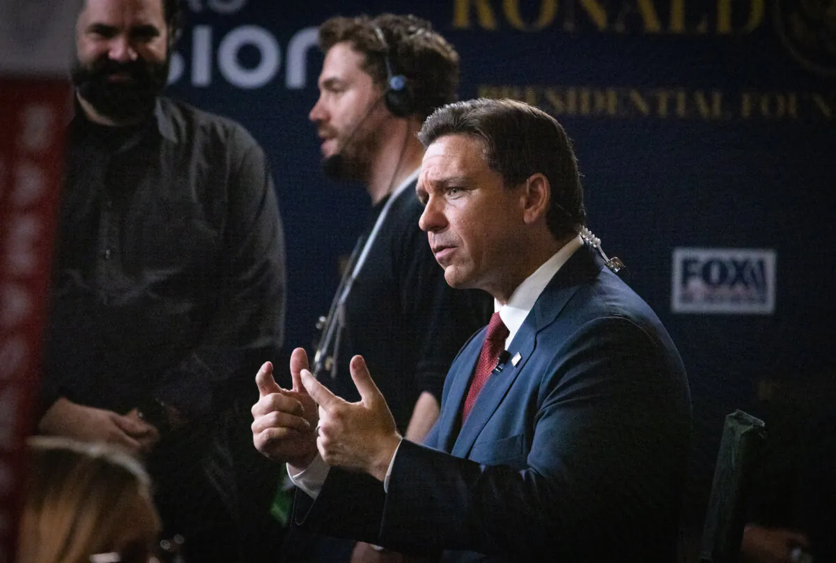 Presidential candidate Ron DeSantis enters the media area the Ronald Reagan Presidential Library in Simi Valley, Calif., on Sept. 27, 2023. (John Fredricks/The Epoch Times)