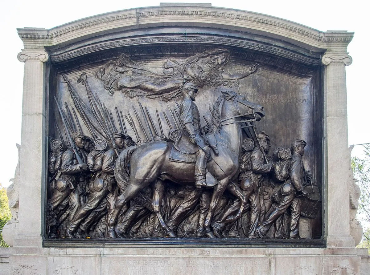The Robert Gould Shaw Memorial, 1884–1897, by Augustus Saint-Gaudens. Boston Common, Boston, Massachusetts. (Rhododendrites/CC BY-SA 4.0)