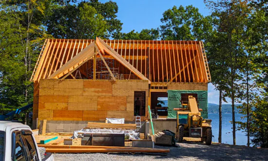 Ask the Builder: Stop Giving Contractors Money Upfront