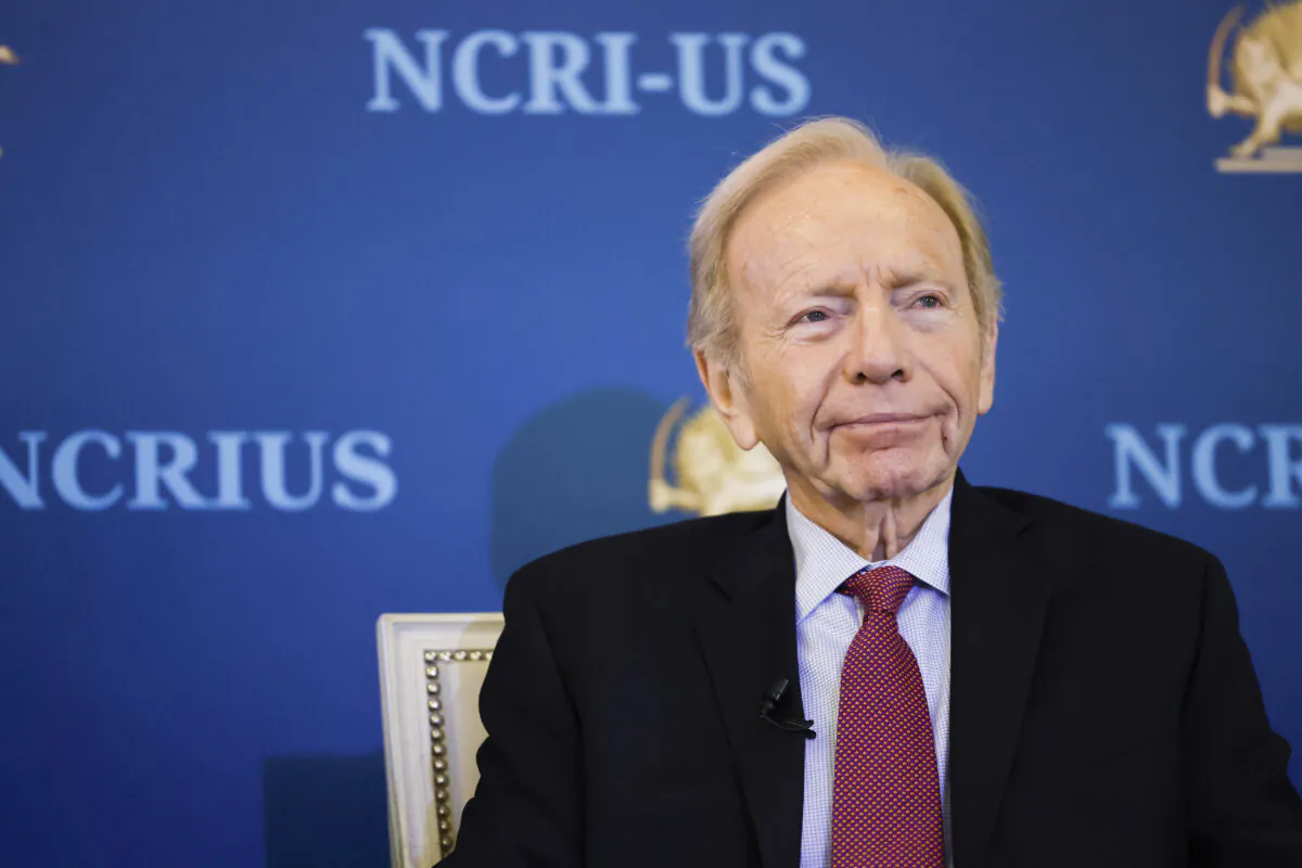 Former Sen. Joe Lieberman speaks at a panel hosted by the National Council of Resistance of Iran–U.S. Representative Office (NCRI-US) at the Willard InterContinental Hotel in Washington, on Aug. 17, 2022. (Anna Moneymaker/Getty Images)