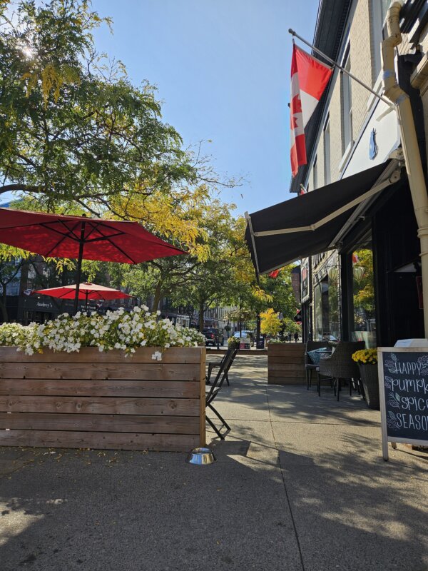 A view outside a cafe on King Street in Cobourg, Ont., on Oct. 2, 2023. (Tara MacIsaac/The Epoch Times)