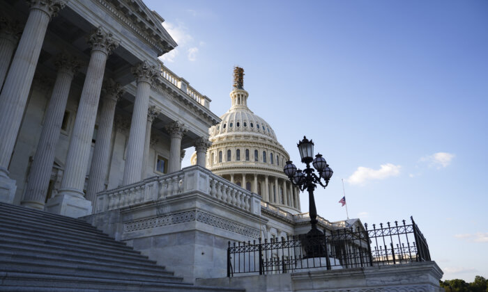 House, Senate Set for Showdown Over Ukraine, Israel Funding