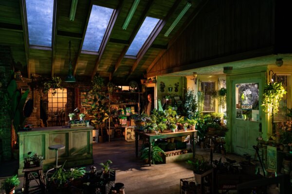 set design for Theresa Rebeck's Dig