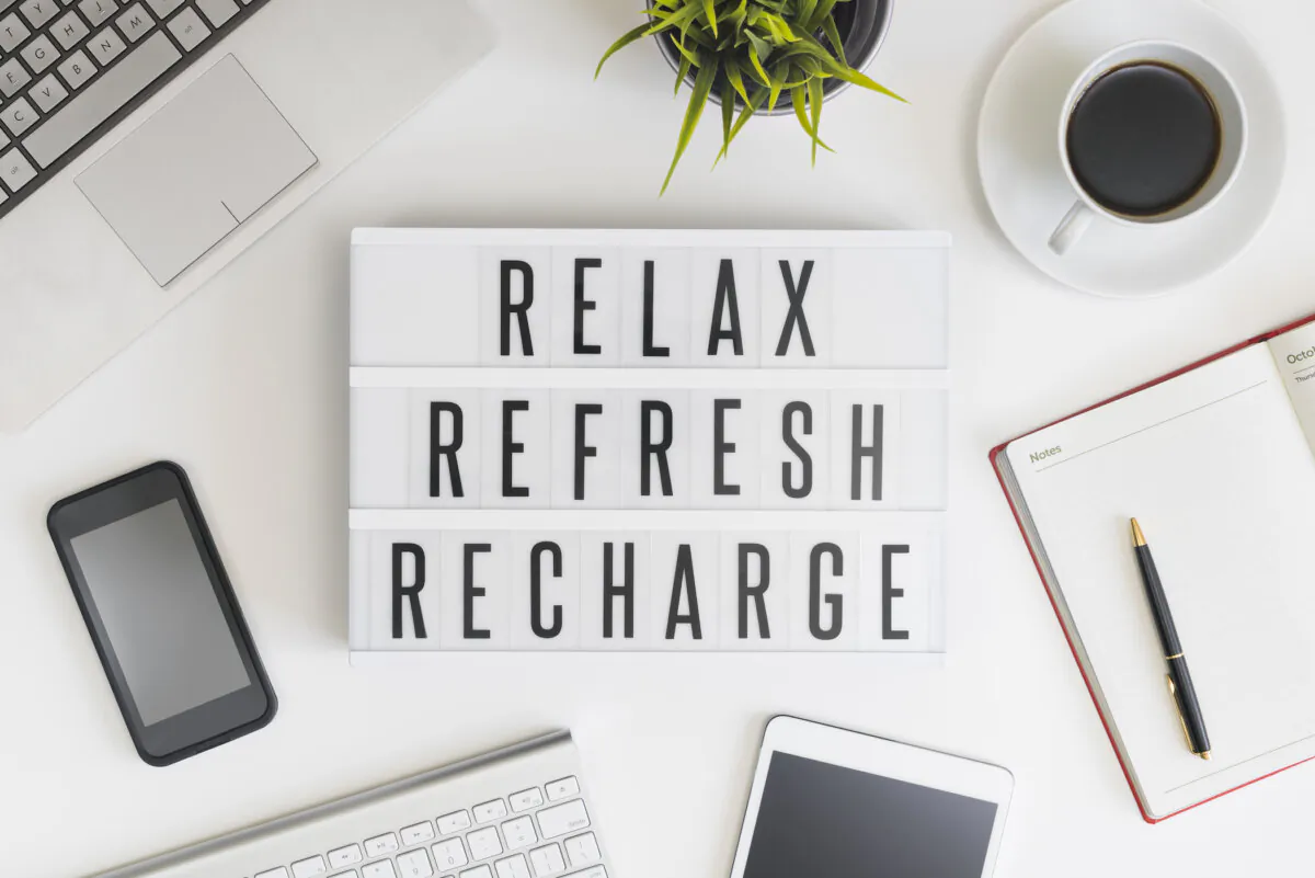 I'm going to have a button installed on the inside of my eyelids ... one that says simply: Refresh.(ymgerman/Shutterstock)