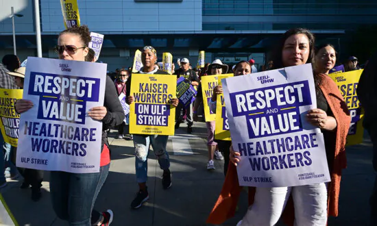 Kaiser Permanente Workers Strike in SoCal