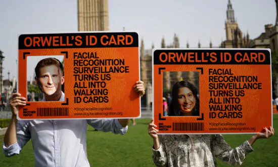 MPs Back Call to ‘Immediately Stop’ Live Facial Recognition Surveillance