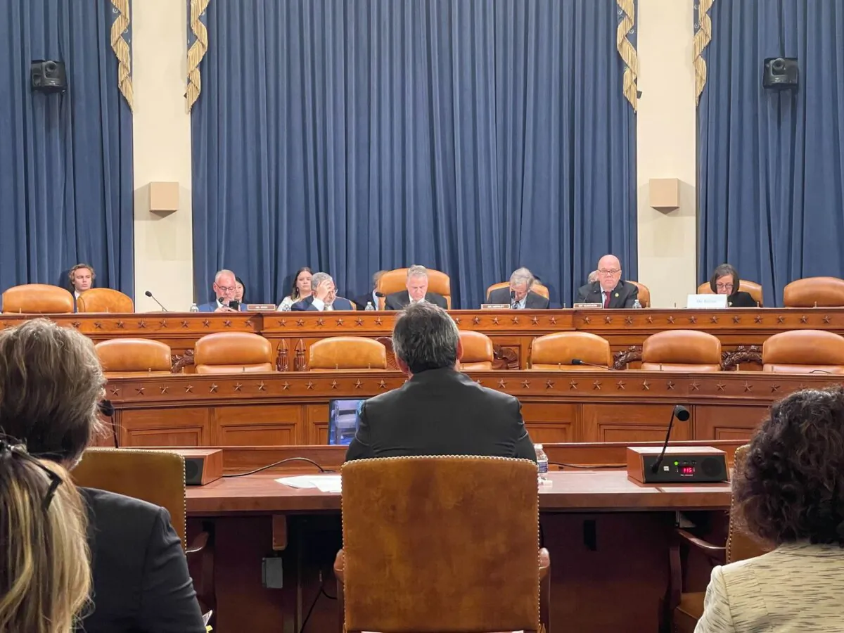 Michael Chong (centre) appears before the Congressional-Executive Commission on China in Washington, D.C. on Sept. 12, 2023. (The Canadian Press/James McCarten)