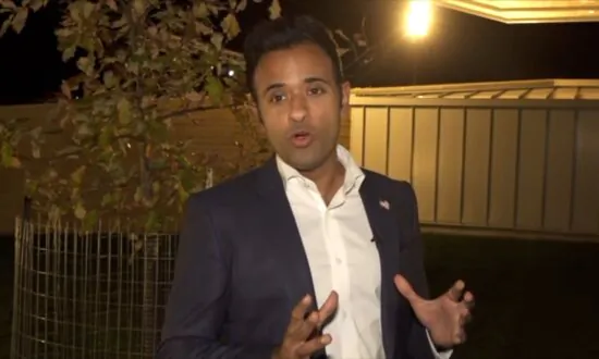 ‘A Token Gesture’: Ramaswamy on Biden’s Decision to Restart Construction of Border Wall