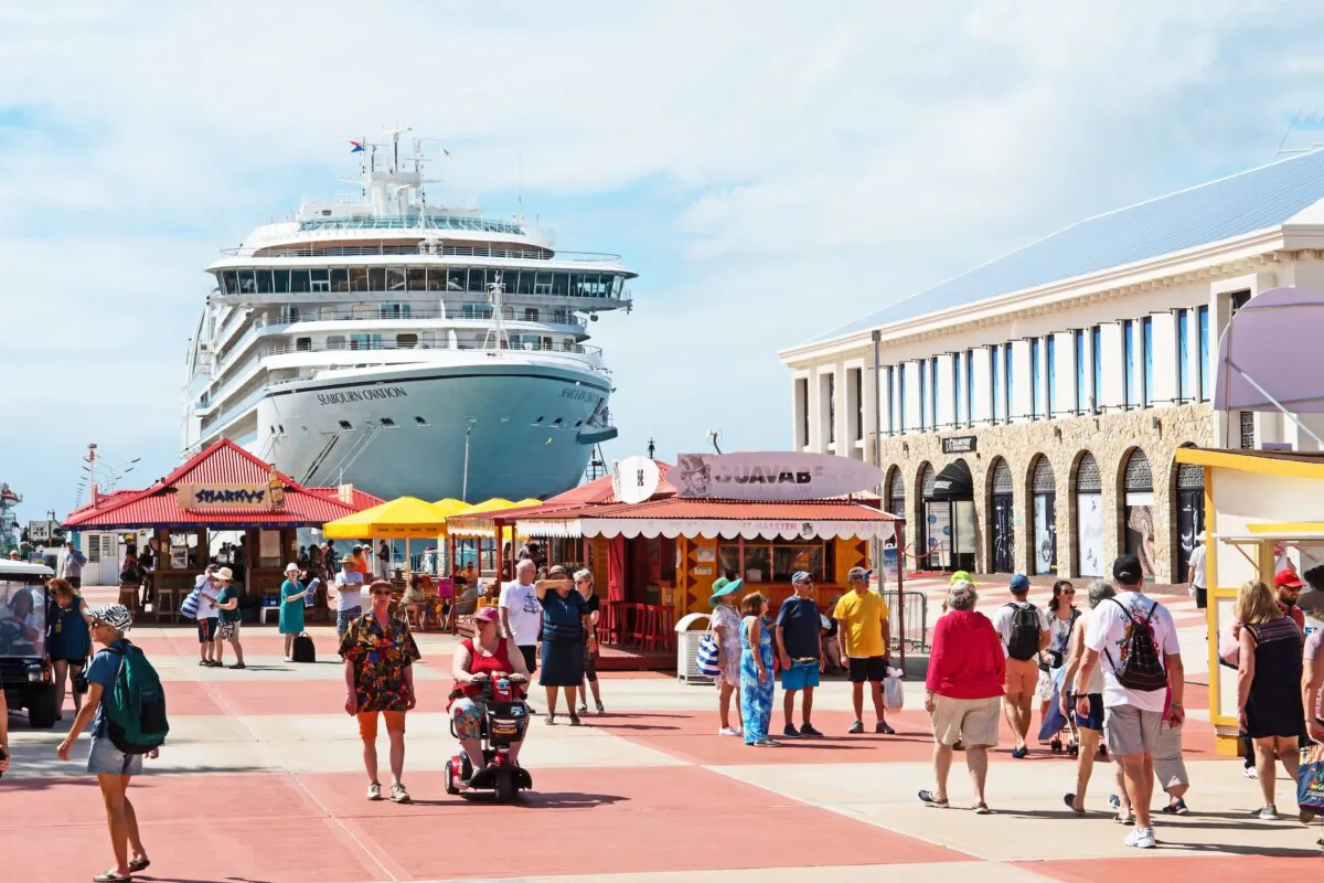 An increasing number of retirees are choosing cruises. (Mystic Stock Photography/Shutterstock)