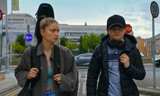 ‘Flora and Son’: A Hilarious Single-Mom Rom-Com