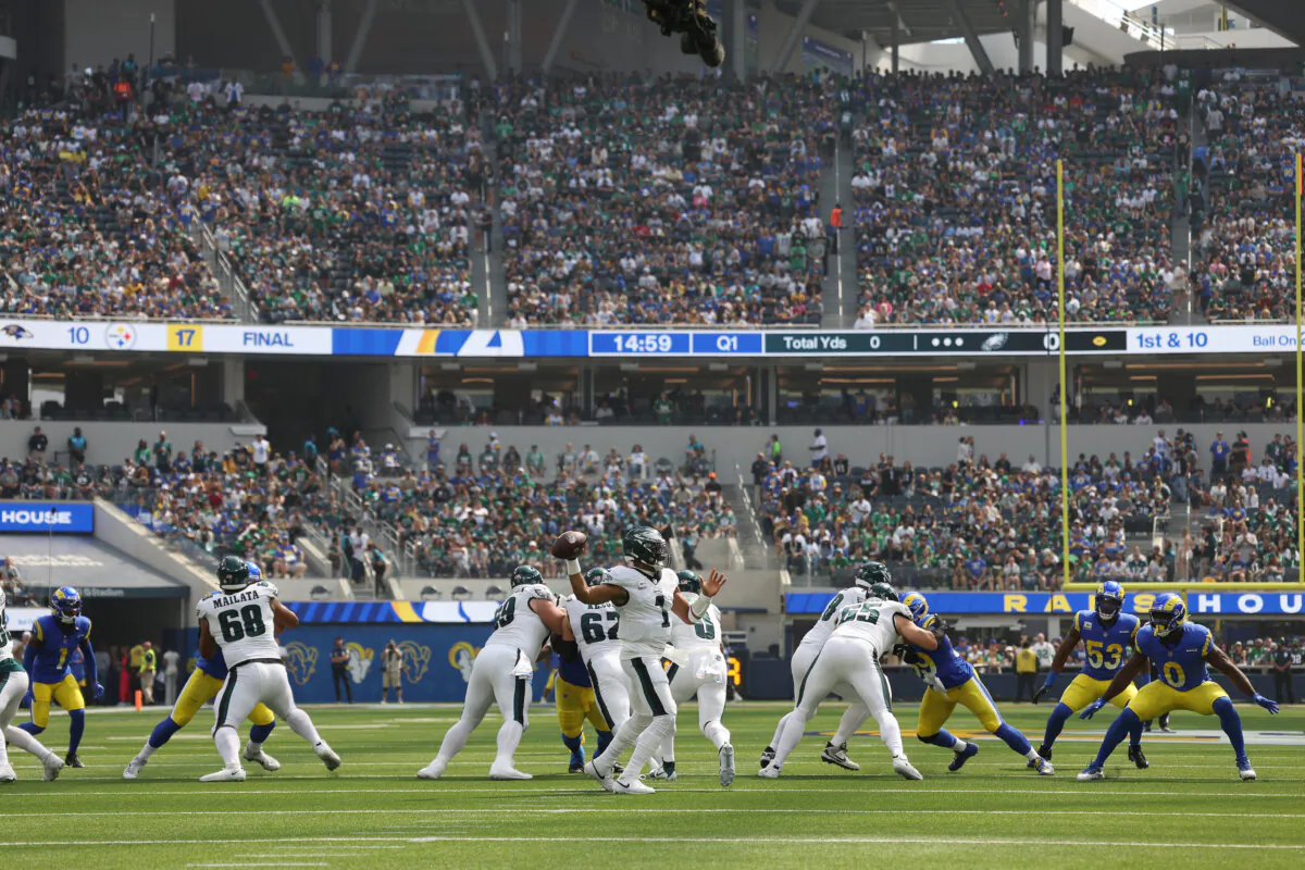 Jalen Hurts (1) of the Philadelphia Eagles throws a pass in the first quarter against the Los Angeles Rams at SoFi Stadium in Inglewood, Calif., on Oct. 8, 2023. (Harry How/Getty Images)