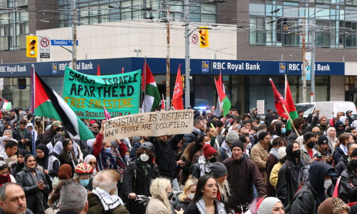 Ontario School Board Meeting Disrupted by Pro-Palestinian Protesters