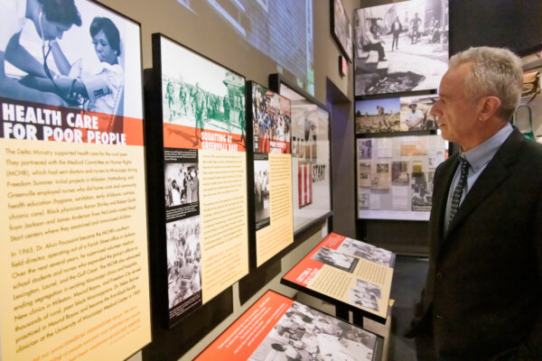 Epoch Times Photo