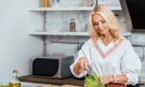 No, Menopause Weight Gain Isn’t Inevitable