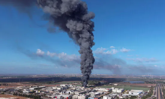 Nearly 150 Members of Congress Urge to Evacuate Americans Stranded in Israel