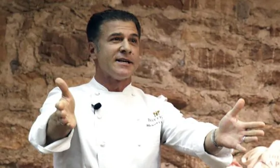 Chef and TV Personality Michael Chiarello Dies at 61 After Being Treated for Allergic Reaction