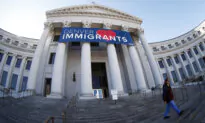 Denver Asks Texas Border Officials to Share Flyers Discouraging Border Crossers Coming to Their City
