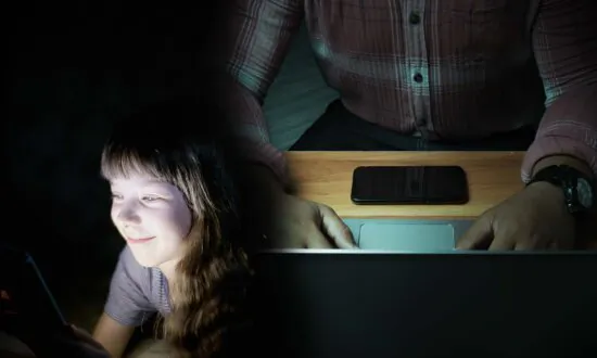 10 Top Rules Parents Need to Pay Attention to for Their Child’s Online Safety—Com Experts Now Tell