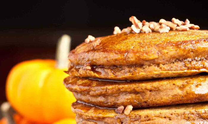 Fluffy Pumpkin Pancakes