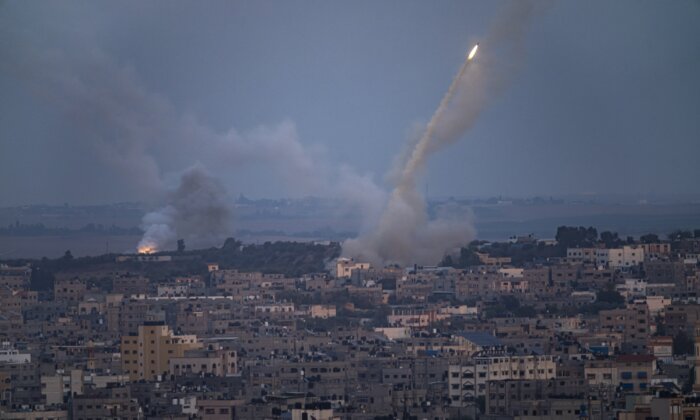 Israel–Hamas War Live Updates: No Clear Sign That Iran Was Behind Hamas Attack, White House Says