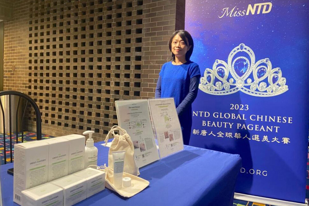 Winnie Tse, deputy General Manager of Green Eastern USA Inc., shared her mental journey from Hong Kong to the United States. (Courtesy of Winnie Tse)