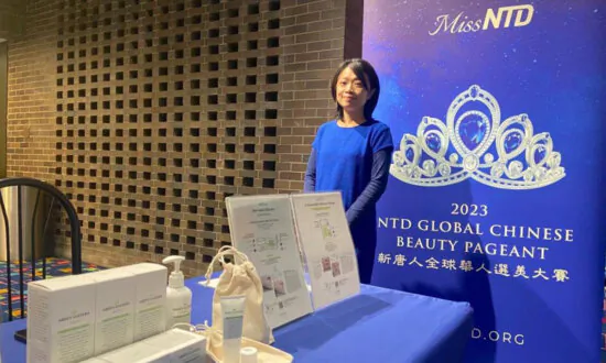 Hong Kong Entrepreneur Overcomes CCP Suppression to Thrive in the US