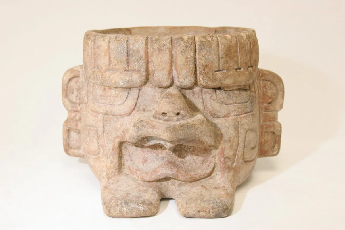 One of the 1,294 pre-Columbian archaeological artifacts returned by the San Bernardino County Museum in Southern California to Mexico. (Courtesy of the San Bernardino County Museum)