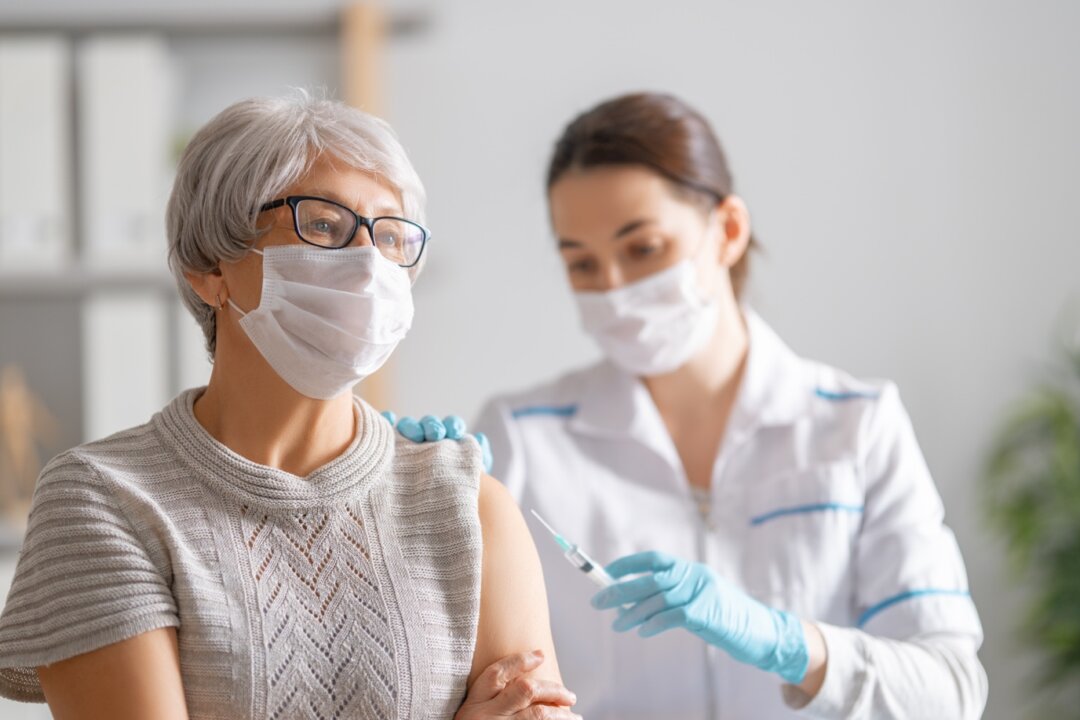 A recent study published on Sept. 22, 2023, indicated that postmenopausal women face a two- to threefold increase in the risk of vaginal bleeding following COVID-19 vaccination. (Freepik)
