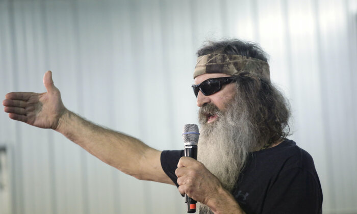 ‘Duck Dynasty’ Star Phil Robertson Says Finding Jesus Was the ‘Best Decision’ He’s Made