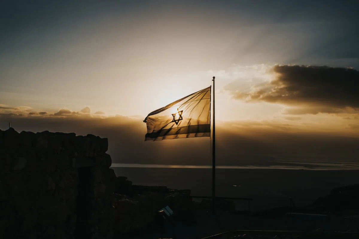 (Cole Keister/Unsplash.com)