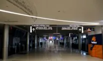 3 Stabbed in Atlanta Airport, Woman in Custody
