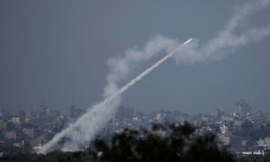 Stranded Americans Say US Embassy Didn’t Help Them in Israel When War Started