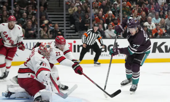 Ducks Vatrano Gets Hat-Trick and Mintyukov Scores 1st Ever in 6–3 Win Over Hurricanes