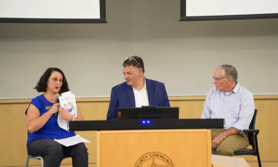 Middletown Lecture Sheds Light on Hamas-Sympathizing Attitudes on US Campuses