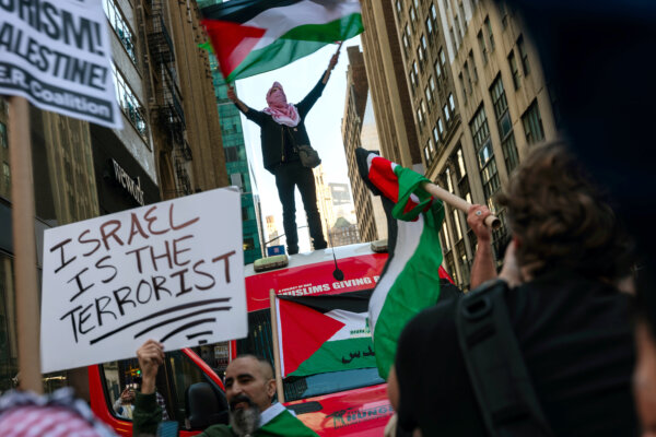Epoch Times Photo