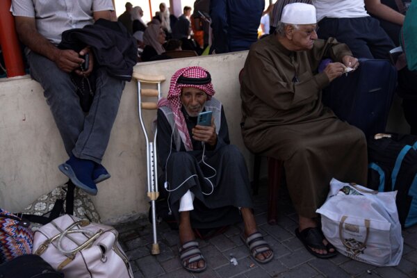 id5511474-gaza-people