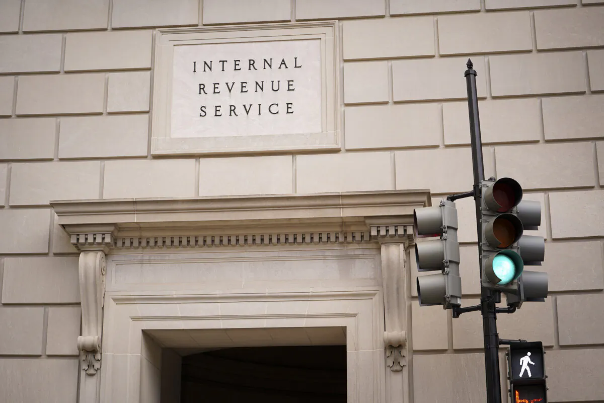 Internal Revenue Service (IRS) building in Washington on Oct. 16, 2023. (Madalina Vasiliu/The Epoch Times)