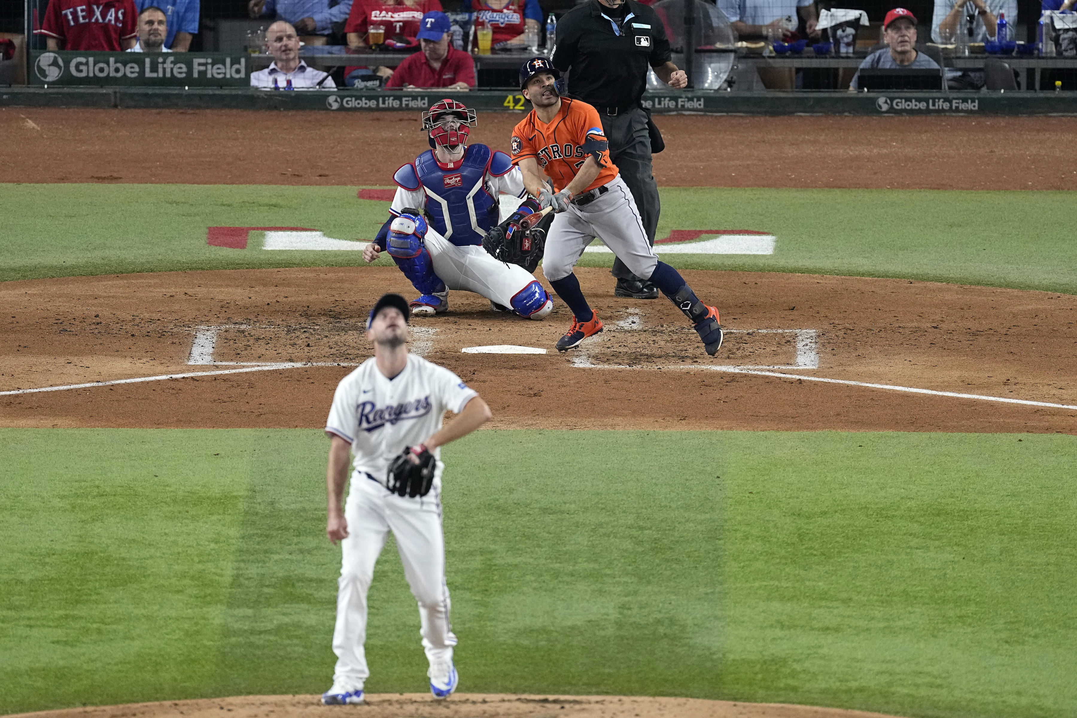 José Altuve hits go-ahead homer as Astros take 3-2 ALCS lead over Rangers -  Los Angeles Times