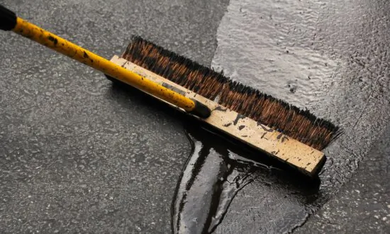 Asphalt Driveways Need Sealing
