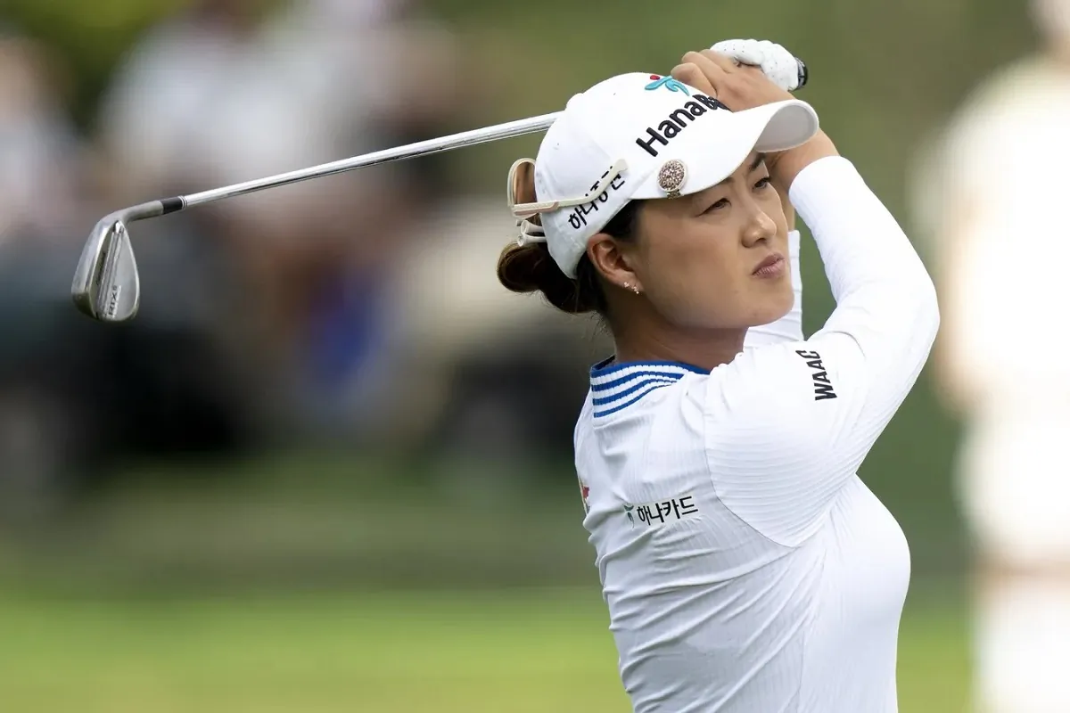 Minjee Lee, of Australia, hits an approach shot on the 17th hole during the 2023 Kroger Queen City Championship in at Kenwood Country Club in Cincinnati on Sept. 10, 2023. (Albert Cesare/USA TODAY Sports via Field Level Media)