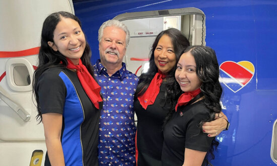 VIDEO: Pilot Surprises Passengers On Board by Introducing This Special Cabin Crew