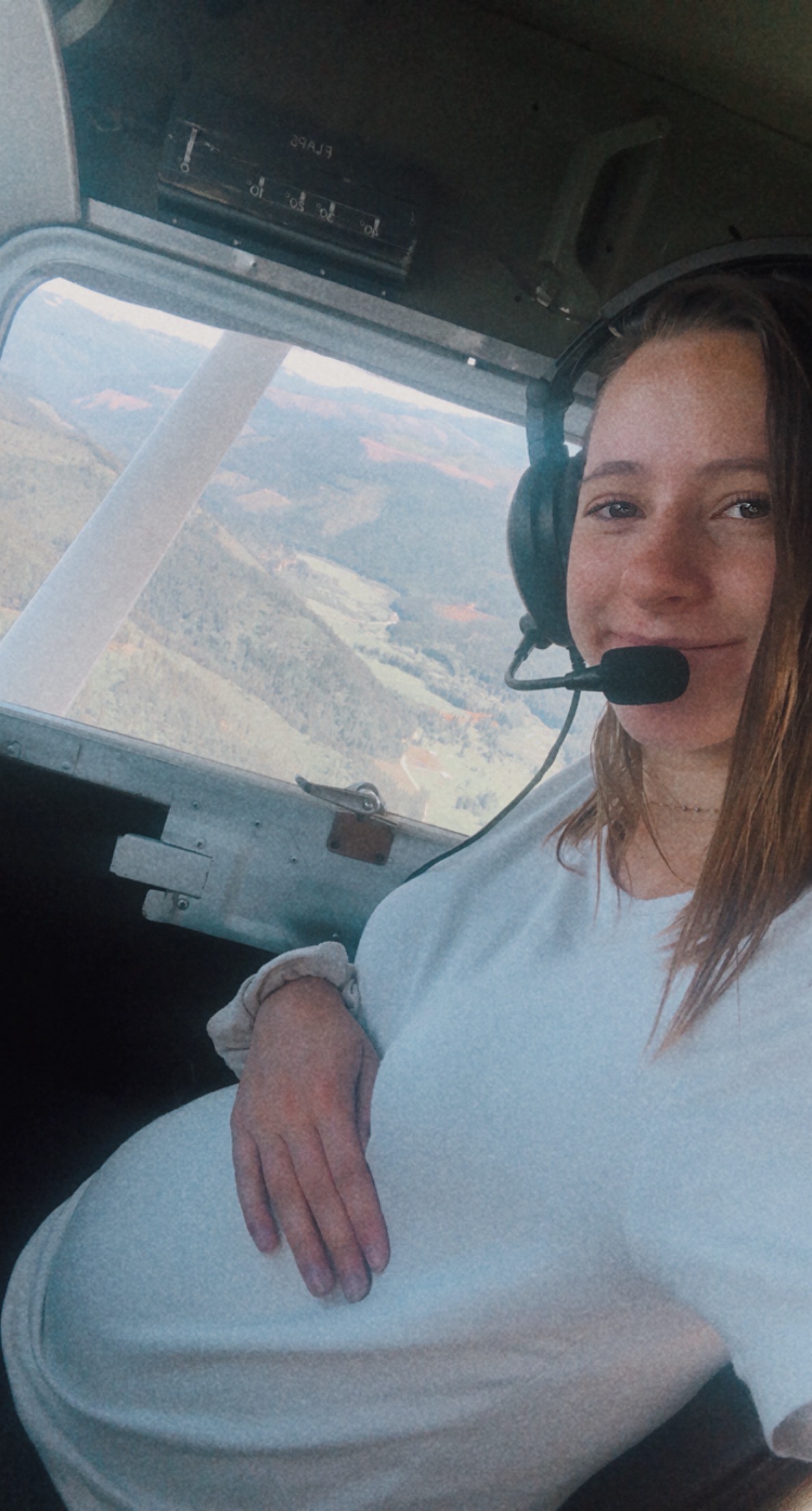 Ms. Howard got her pilot licence when she was pregnant with Josephine.