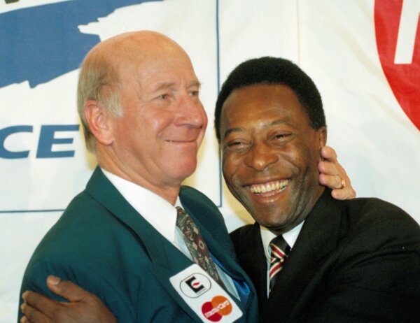 id5514509-charlton-pele