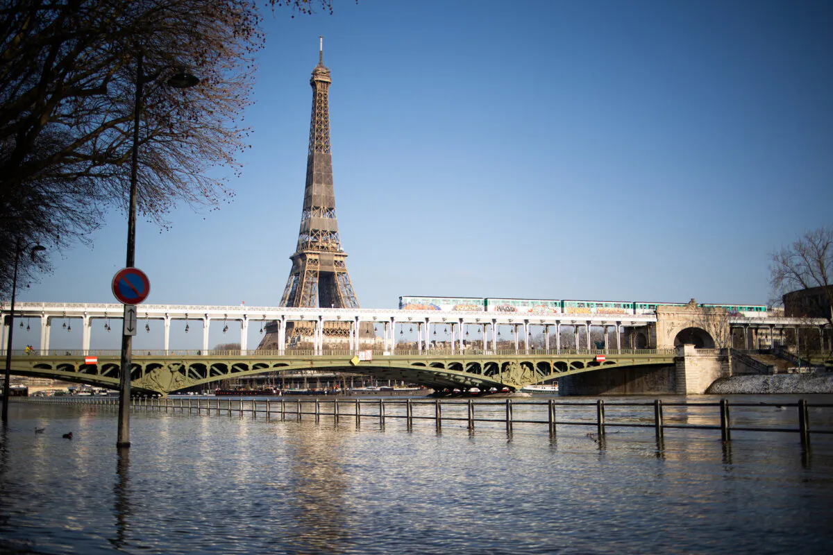 Europe's travel authorization system will remain as is until ETIAS in launched in 2025. (Raphael Lafargue/ABACAPRESS.COM)
