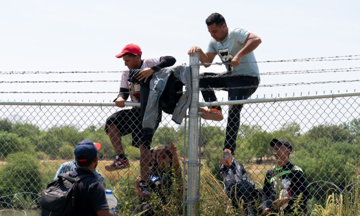 Record Number of Illegal Immigrants on FBI Terror Watchlist Apprehended Along Southern Border