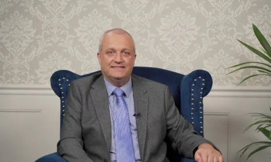 Ban Begging and Allow Drug Use in Hostels to End Homelessness, Says Mayor Candidate