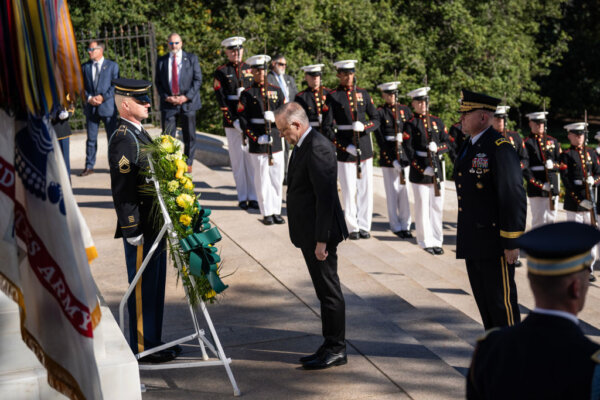 Epoch Times Photo