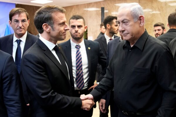id5515735-macron-and-bibi