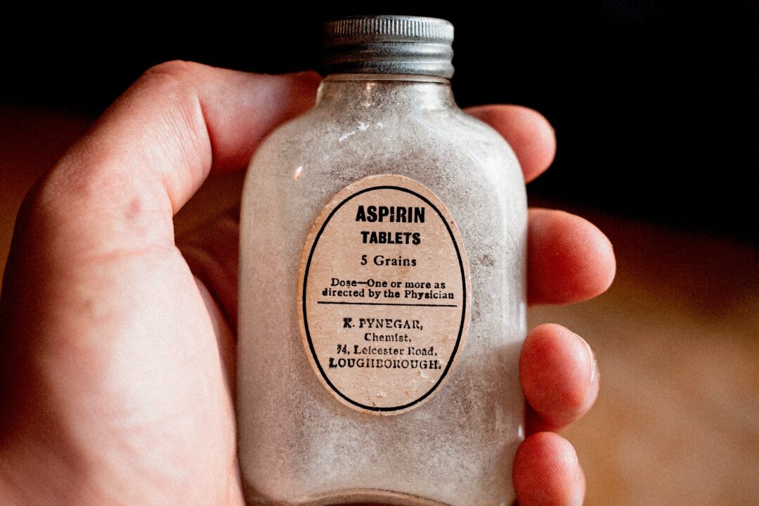 How Aspirin, Worming Medicines, and Other Repurposed Drugs Join the Fight Against Cancer