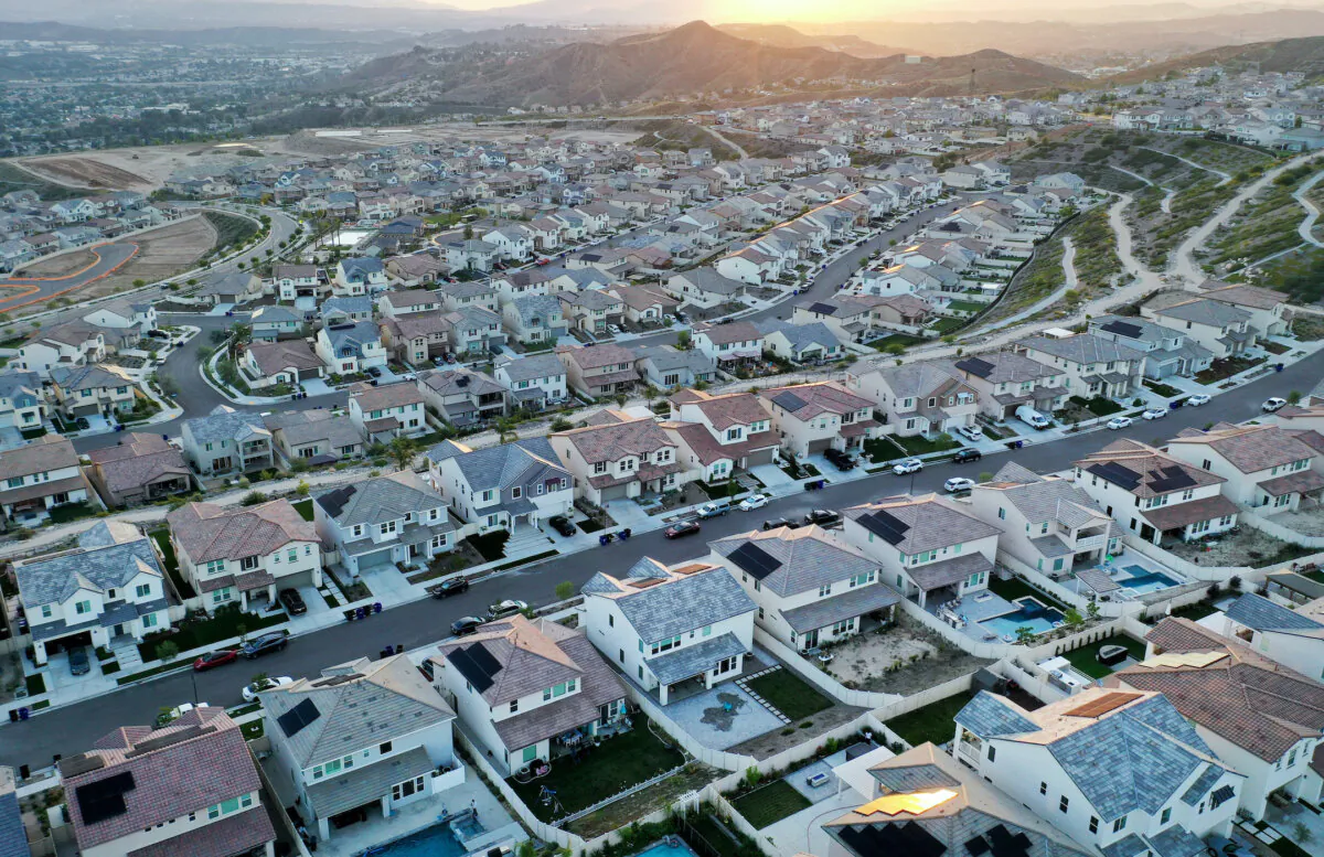 An aerial view of homes in a housing development in Santa Clarita, Calif., on Sept. 8, 2023 (Mario Tama/Getty Images)